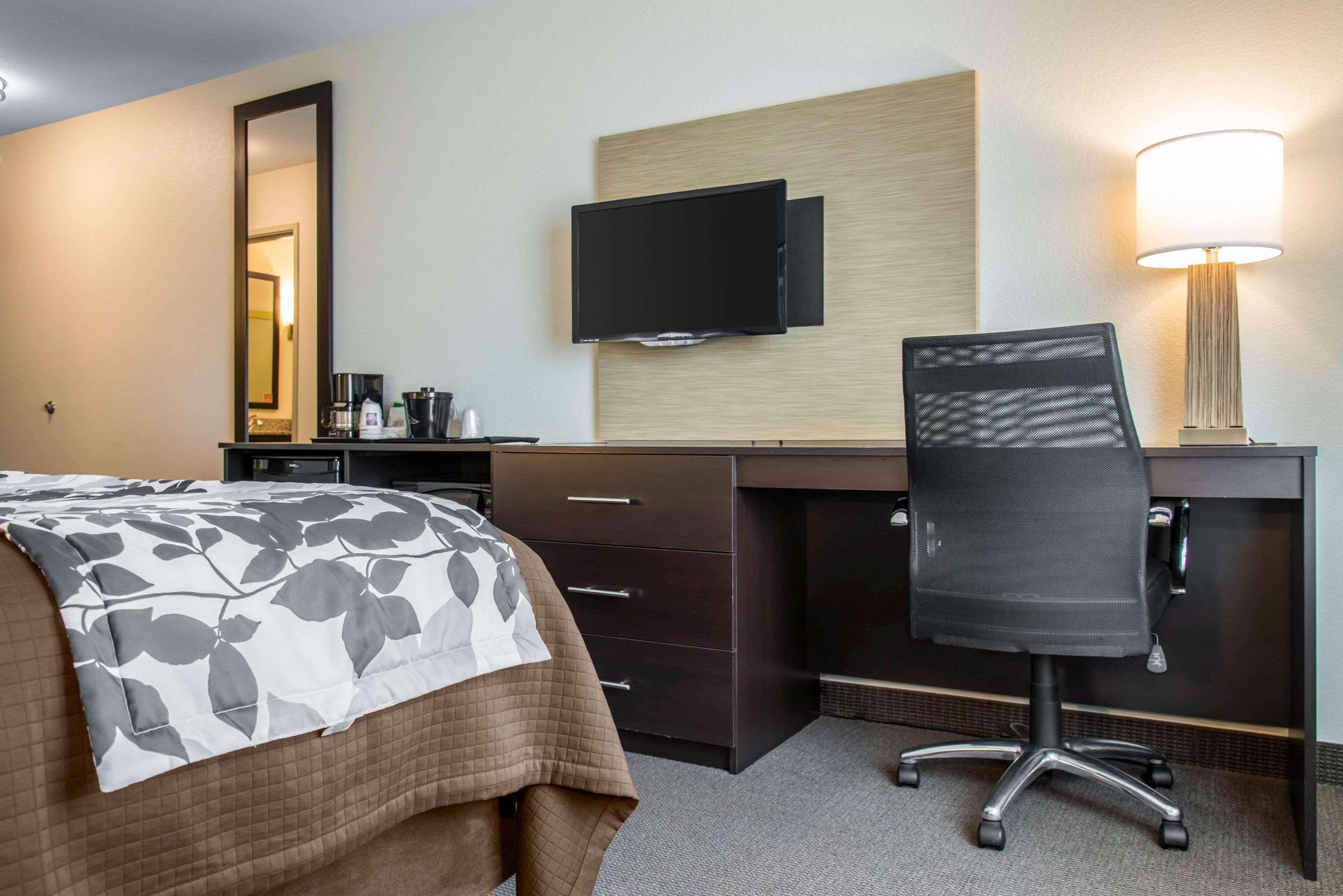 Sleep Inn & Suites Marshall - University Area Zewnętrze zdjęcie