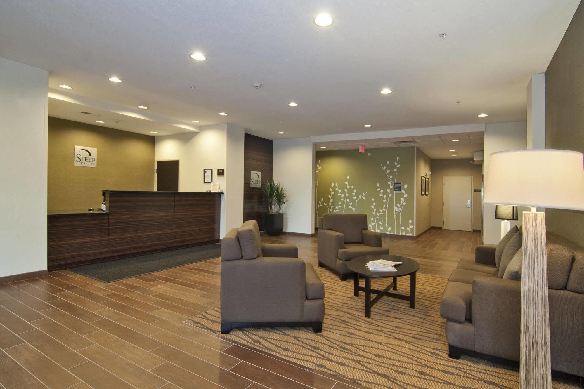 Sleep Inn & Suites Marshall - University Area Zewnętrze zdjęcie